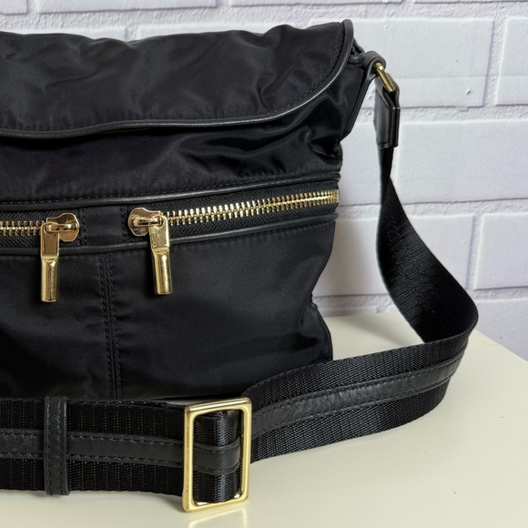 Elizabeth & James Black Nylon Crossbody Bag - Gold Hardware 10x11x8in - Picture 12 of 15